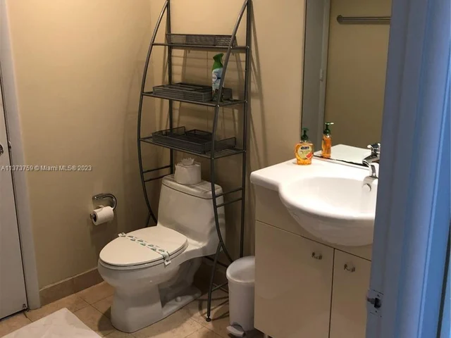 1830 S Ocean Dr # 2608, Hallandale Beach FL 33009