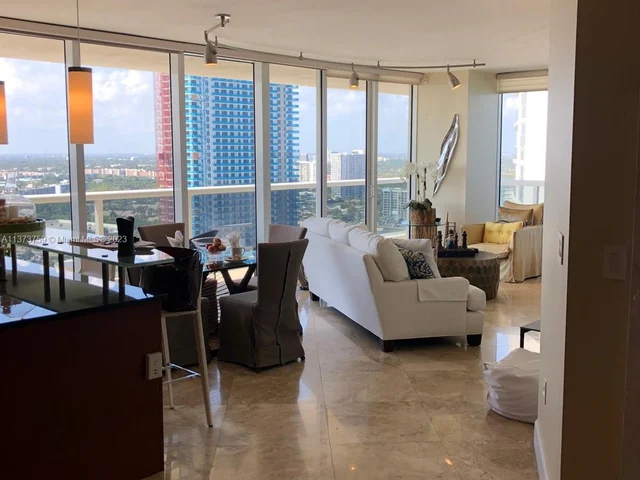 1830 S Ocean Dr # 2608, Hallandale Beach FL 33009
