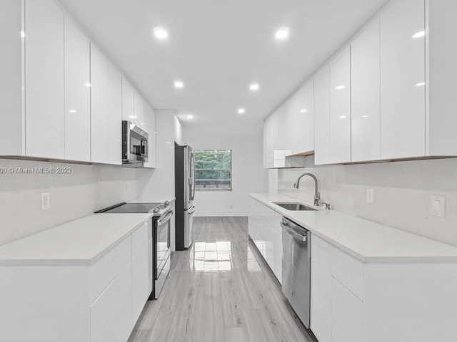 1703 Andros Isle # G2, Coconut Creek FL 33066