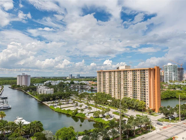 15811 Collins Ave # 1105, Sunny Isles Beach FL 33160