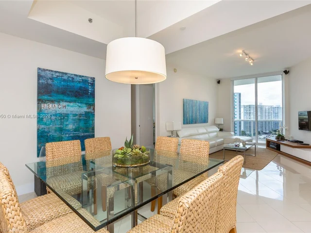 15811 Collins Ave # 1105, Sunny Isles Beach FL 33160