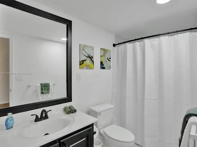 19370 Collins Ave # 1102, Sunny Isles Beach FL 33160