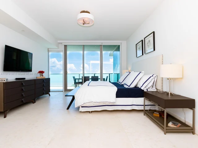 360 Ocean Dr # 606S, Key Biscayne FL 33149