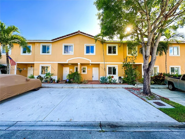 17272 SW 139th Ct, Miami FL 33177