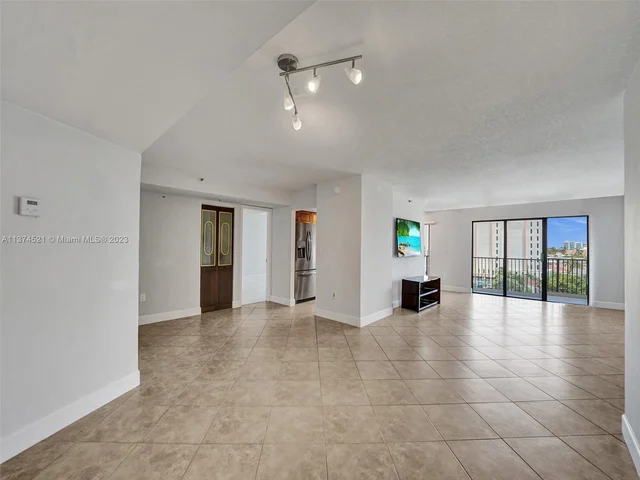 1201 S Ocean Dr # 510N, Hollywood FL 33019