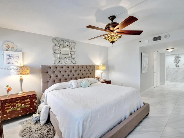 1201 S Ocean Dr # 510N, Hollywood FL 33019