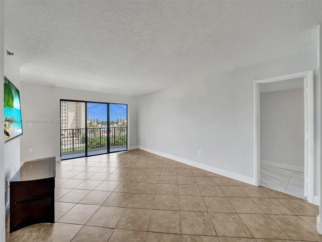 1201 S Ocean Dr # 510N, Hollywood FL 33019