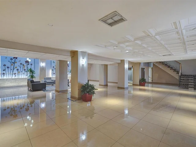 1201 S Ocean Dr # 510N, Hollywood FL 33019