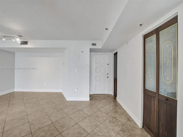 1201 S Ocean Dr # 510N, Hollywood FL 33019