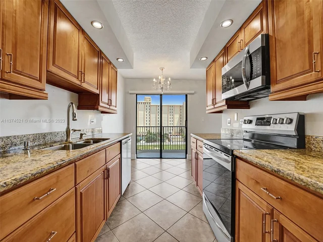 1201 S Ocean Dr # 510N, Hollywood FL 33019