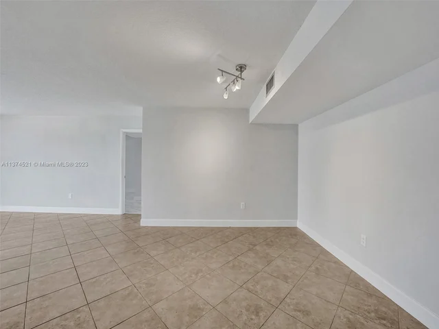 1201 S Ocean Dr # 510N, Hollywood FL 33019