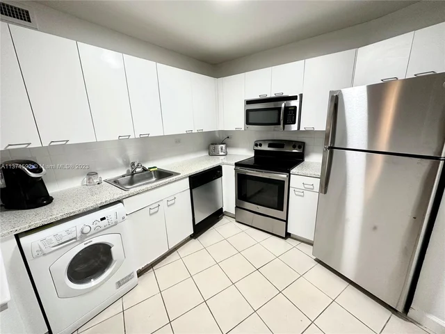 1500 Bay Rd # 1256S, Miami Beach FL 33139