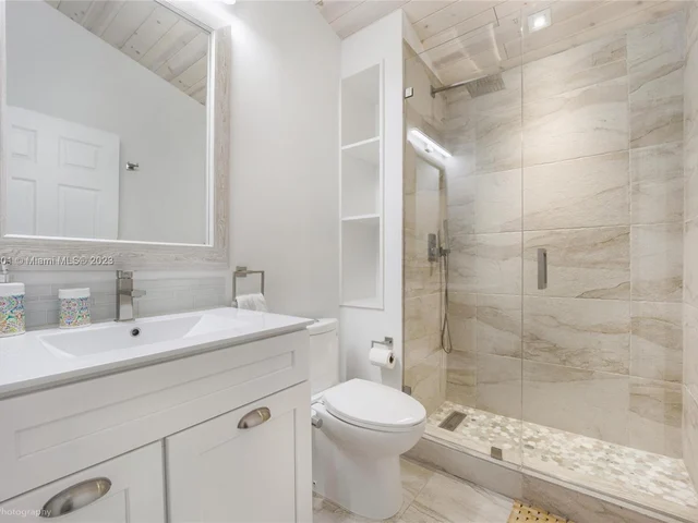 421 NE 70th St, Miami FL 33138