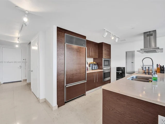 495 Brickell Ave # 5701, Miami FL 33131