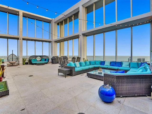 495 Brickell Ave # 5701, Miami FL 33131