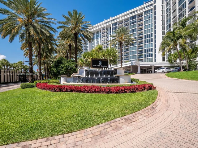 10275 Collins Ave # 906, Bal Harbour FL 33154