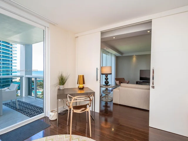 10275 Collins Ave # 906, Bal Harbour FL 33154