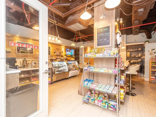 10275 Collins Ave # 906, Bal Harbour FL 33154