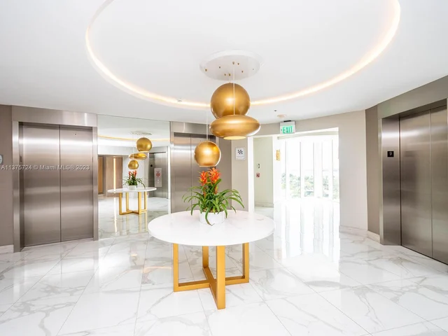 10275 Collins Ave # 906, Bal Harbour FL 33154
