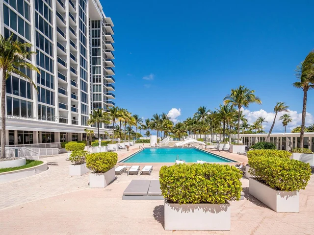 10275 Collins Ave # 906, Bal Harbour FL 33154