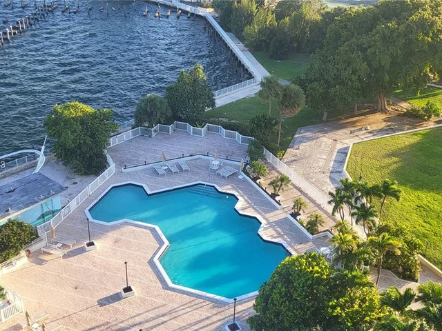 11111 N Biscayne Blvd # 12F, North Miami Beach FL 33181