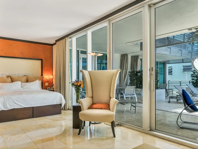 1437 Collins Ave # 206, Miami Beach FL 33139