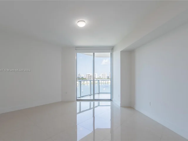17301 Biscayne Blvd # 1108, North Miami Beach FL 33160