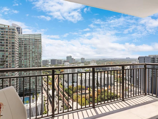 999 SW 1st Ave # 2704, Miami FL 33130