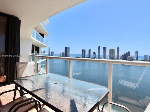 4000 ISLAND BL # 2701, Aventura FL 33160