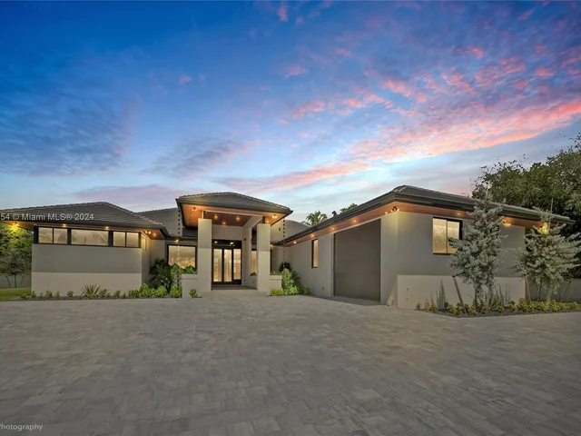 12075 SW 47th St, Miami FL 33175