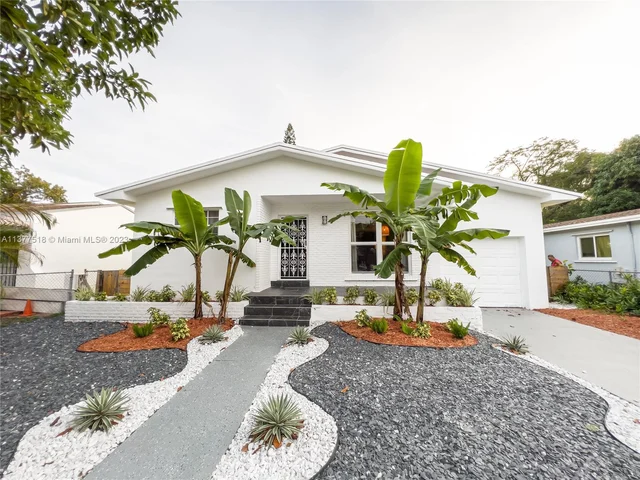 560 NW 47th Ter, Miami FL 33127