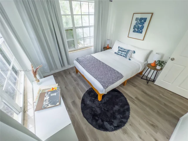 560 NW 47th Ter, Miami FL 33127