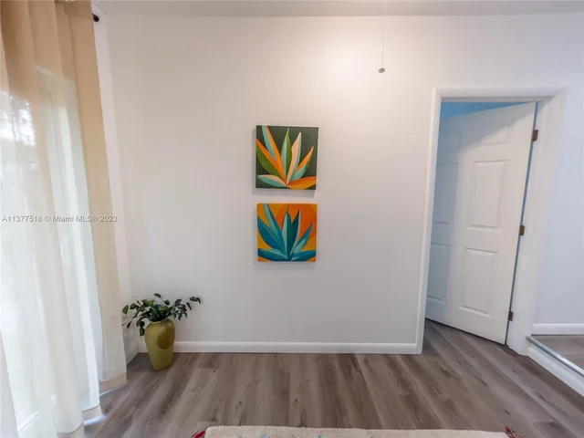 560 NW 47th Ter, Miami FL 33127