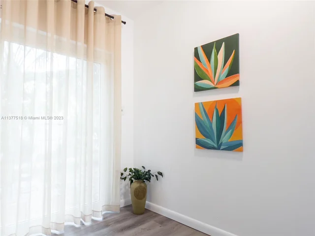 560 NW 47th Ter, Miami FL 33127