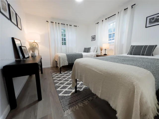 560 NW 47th Ter, Miami FL 33127