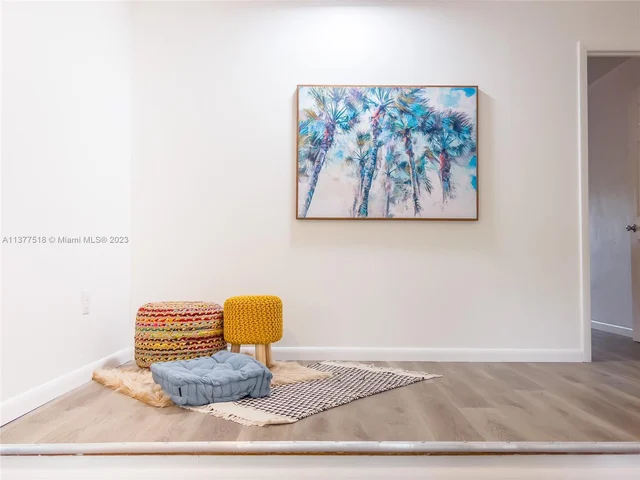 560 NW 47th Ter, Miami FL 33127