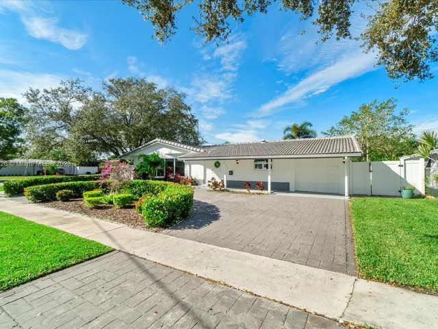 6201 NE 22nd Ave, Fort Lauderdale FL 33308