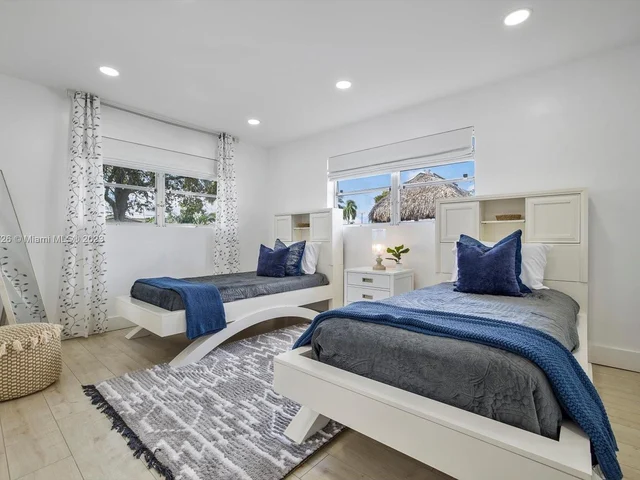 6201 NE 22nd Ave, Fort Lauderdale FL 33308