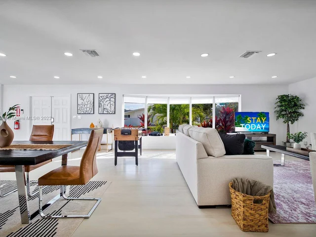 6201 NE 22nd Ave, Fort Lauderdale FL 33308