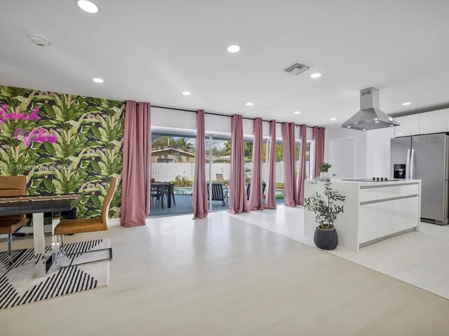 6201 NE 22nd Ave, Fort Lauderdale FL 33308