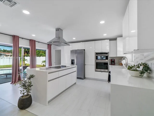 6201 NE 22nd Ave, Fort Lauderdale FL 33308