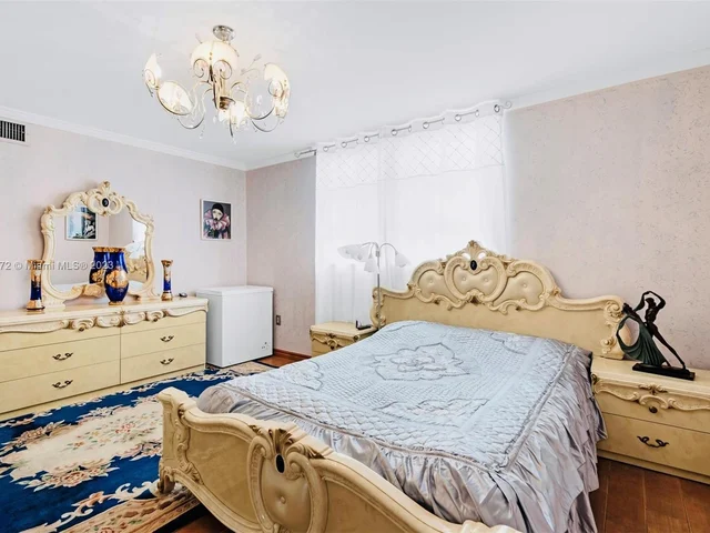 3551 NE 169 ST # A, North Miami Beach FL 33160