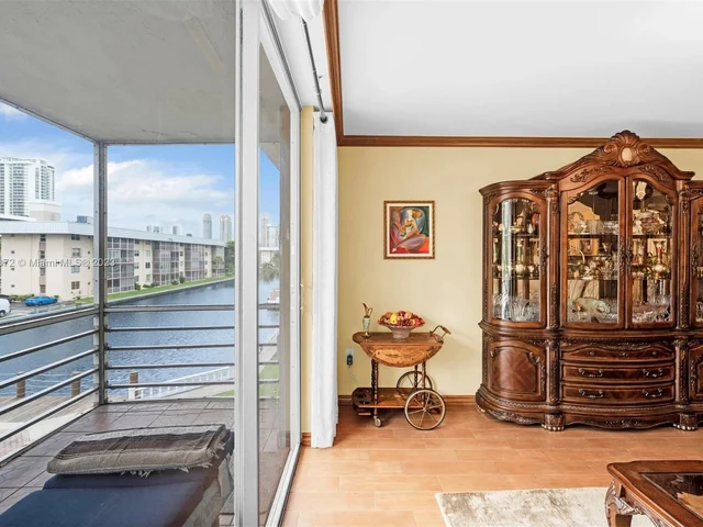 3551 NE 169 ST # A, North Miami Beach FL 33160