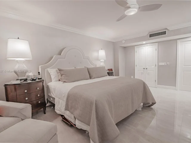 9801 Collins Ave # 15H, Bal Harbour FL 33154