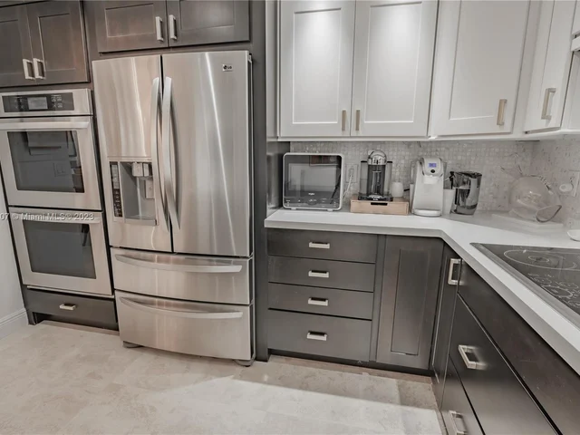 9801 Collins Ave # 15H, Bal Harbour FL 33154