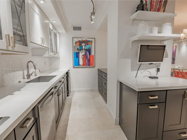 9801 Collins Ave # 15H, Bal Harbour FL 33154