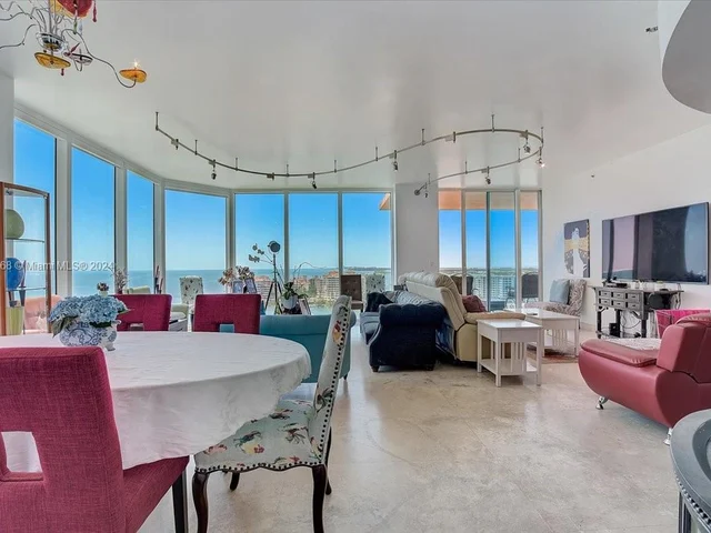 300 S Pointe Dr # 1901, Miami Beach FL 33139