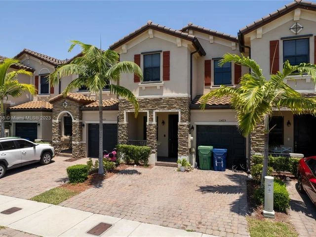 11425 SW 253rd St # 11425, Homestead FL 33032