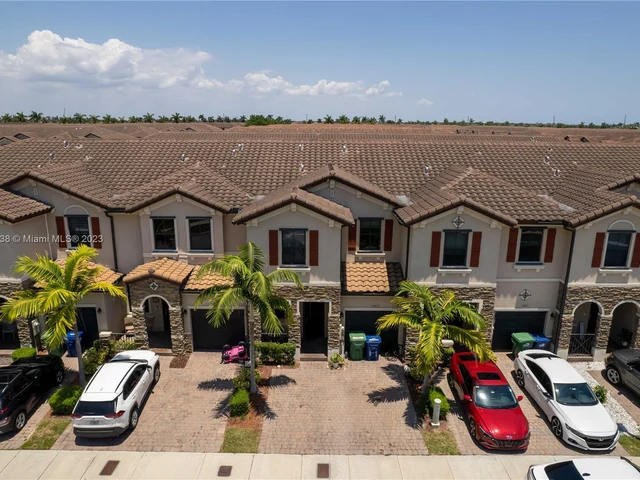 11425 SW 253rd St # 11425, Homestead FL 33032