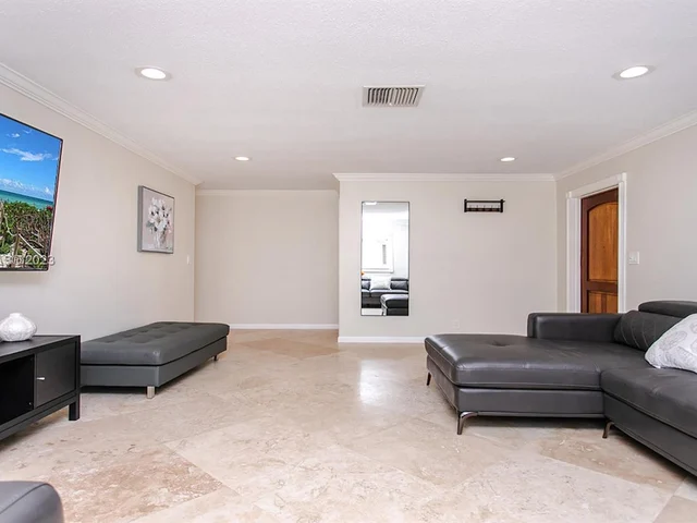 1254 Harrison St # 1254, Hollywood FL 33019